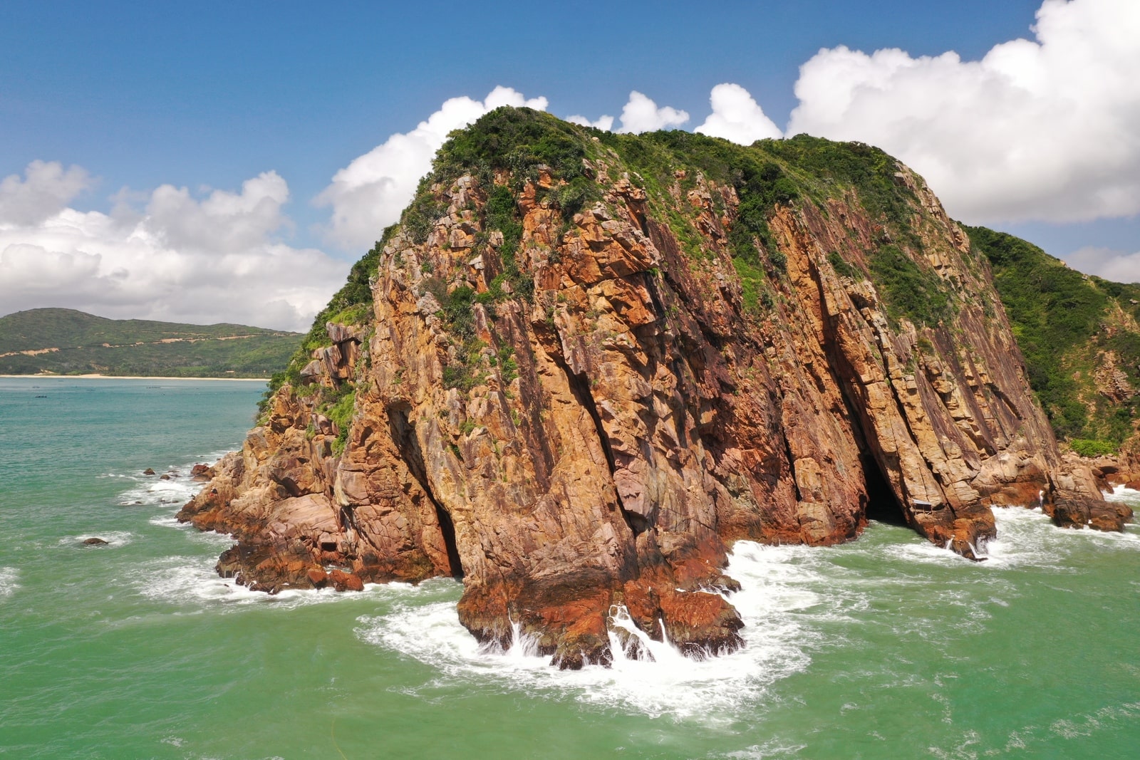 Vẽ đẹp hoang sơ của MerryLand Quy Nhơn