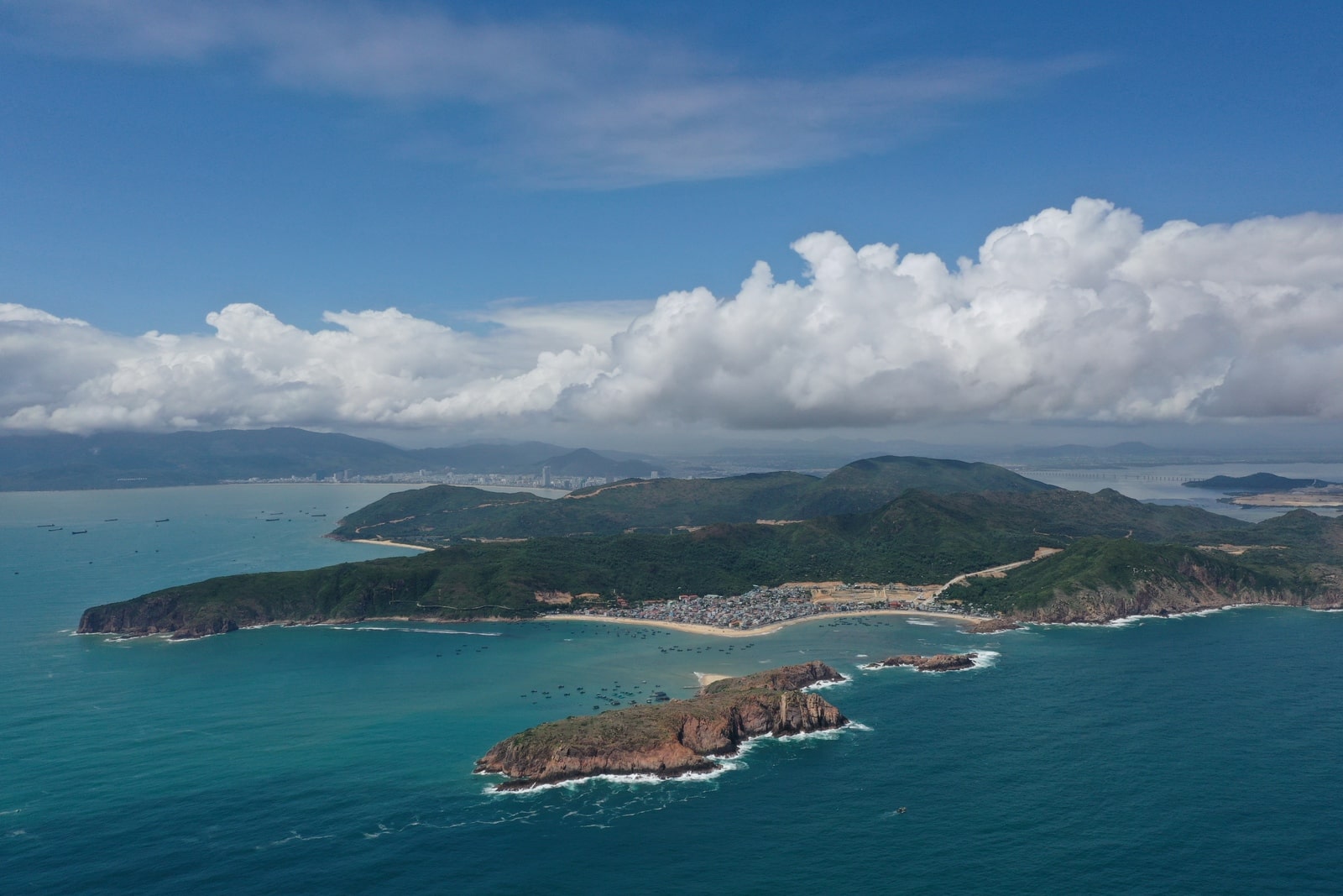 Vẽ đẹp hoang sơ của MerryLand Quy Nhơn