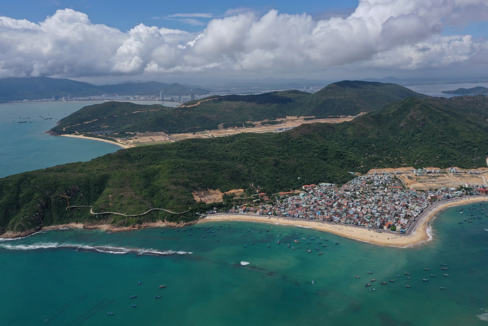 Vẽ đẹp hoang sơ của MerryLand Quy Nhơn